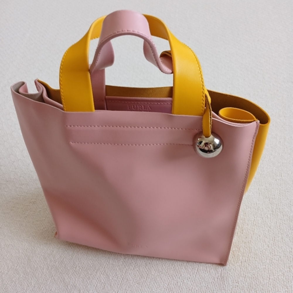 furla ♡ leather tote buttery bag pink yellow minimalist pastel whimsical luxe
